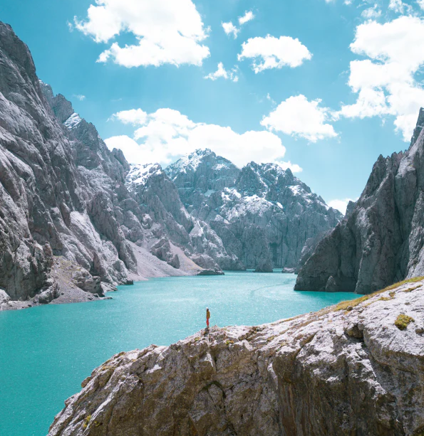 Best Time to Visit Kyrgyzstan | Seasonal Travel Guide 2025